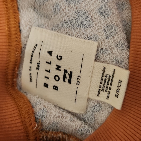 Billabong Cheetah Sweatshirt Sz S - Picture 3 of 3